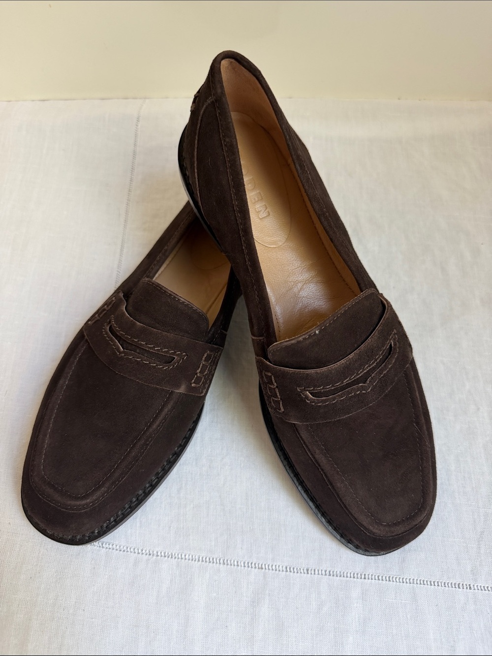 EUC Boden Nya Penny Loafers chocolate suede Size 39